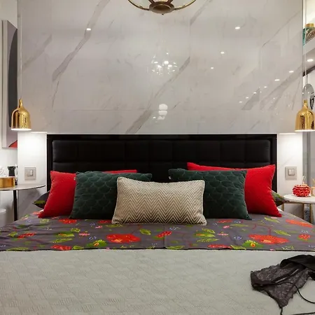Boutique Hedonist Apartment